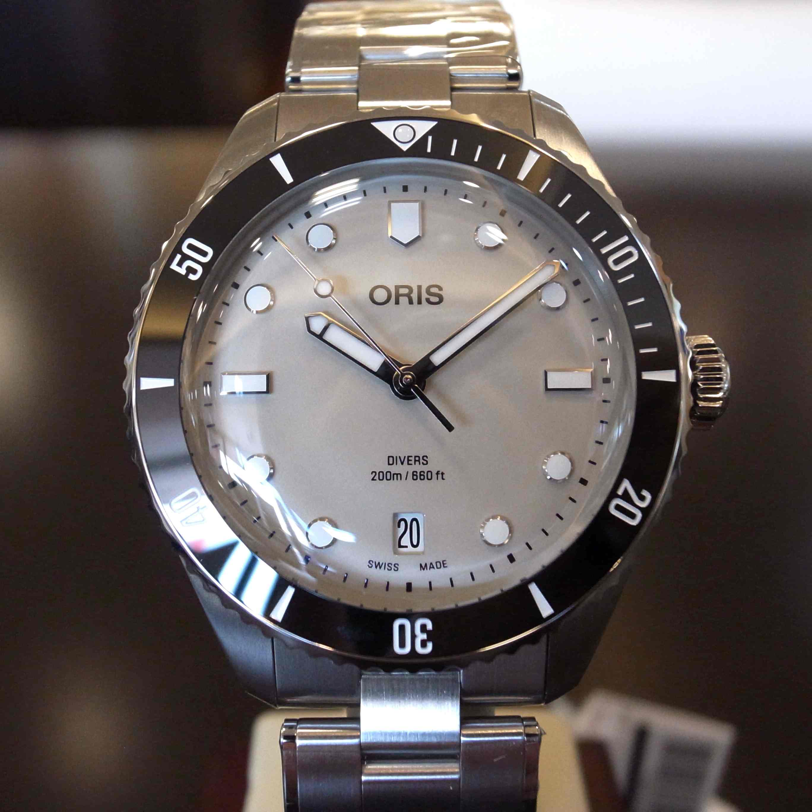 オリス(ORIS) ダイバーズデイト | 三愛時計店 | ブランド腕時計の正規